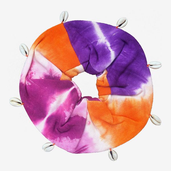 Abacaxi Seashell Scrunchie