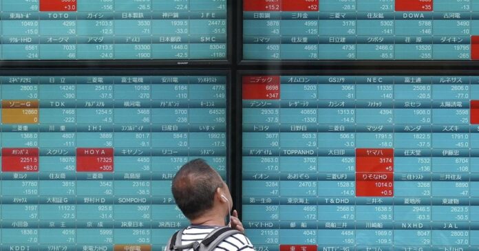 Stock market today: Asian shares gain despite Wall Street's tech-led Stock market today: Asian shares gain despite Wall Street's tech-led retreat