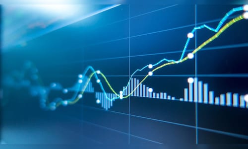 Asian stocks edge higher as tech lifts US equities