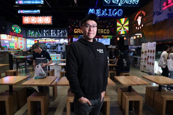 Gangnam Food Hall, Asian American style in Chicago