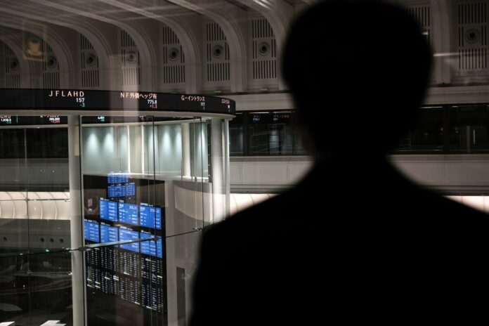 Asian Stocks to Climb as Risk Sentiment Rebounds: Markets Wrap