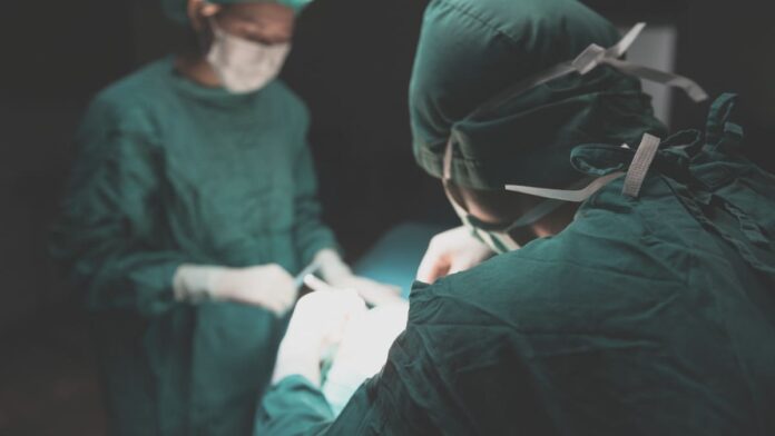 Asian staff removed from North Shore Hospital surgery after patient request