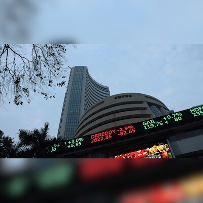 Stock Market LIVE Updates: GIFT Nifty signals marginal upside ahead of RBI MPC decision; China down | News on Markets