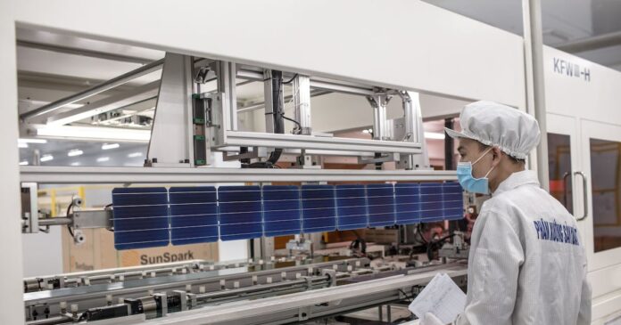 US Hits Southeast Asian Solar Imports With Duties up to 271% – BNN Bloomberg