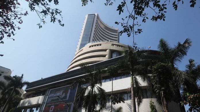 Sensex & Nifty Live, NSE BSE Updates, Top Gainers & Sensex & Nifty Live, NSE BSE Updates, Top Gainers & Losers