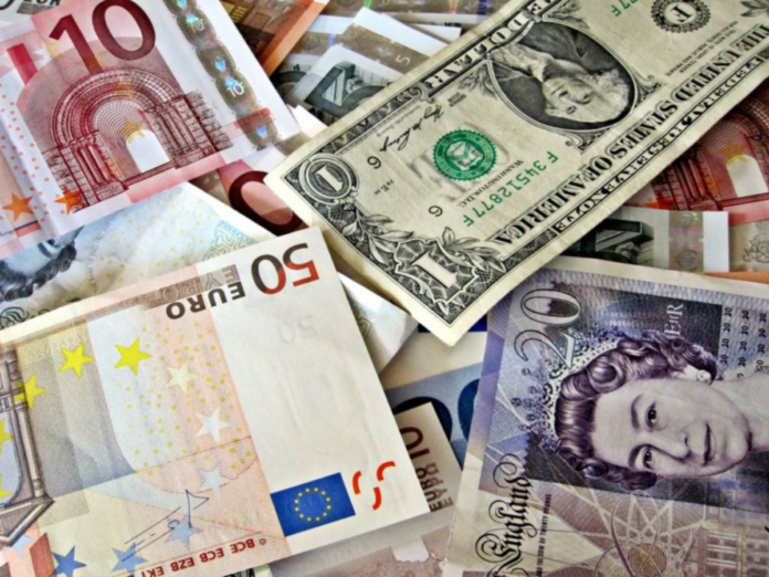 US Dollar Weakness Prompts Jefferies To Recommend Asian Currency Investments