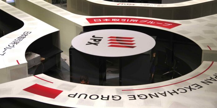 Japanese stocks hit new high as AI boosts tech heavy Asian markets