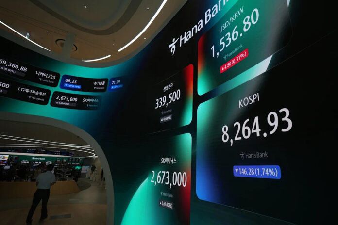 World shares are mixed as tech stocks in Japan and South Korea extend losses
