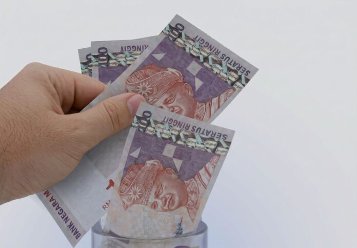 Malaysian ringgit leads gains in Asian currencies; tech stocks climb ahead of Nvidia results