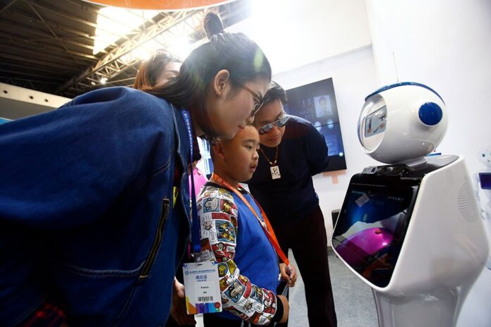 American girl 'sees' world through Chinese AI - Opinion