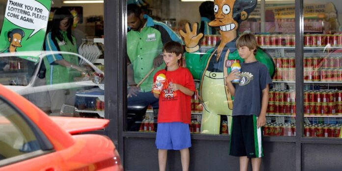 'The Simpsons' resurrects Apu after nearly a decade of silence